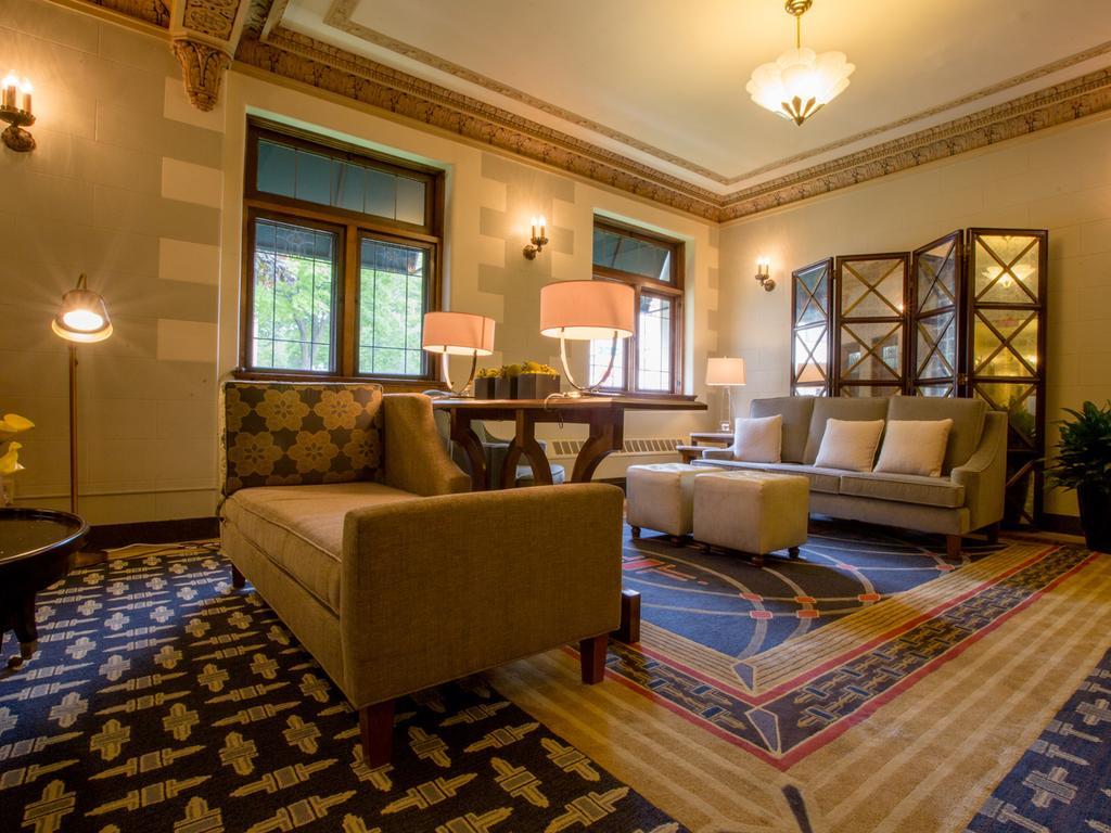 The Plaza Hotel - Milwaukee Extérieur photo